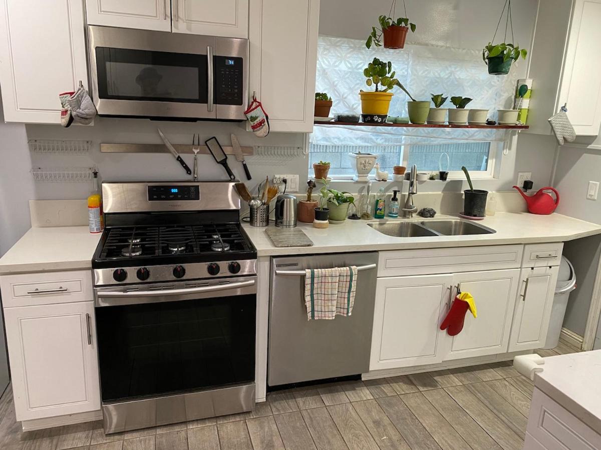 Private Room In La With Free Wifi And Tv With Shared Kitchen Los Angeles Kültér fotó