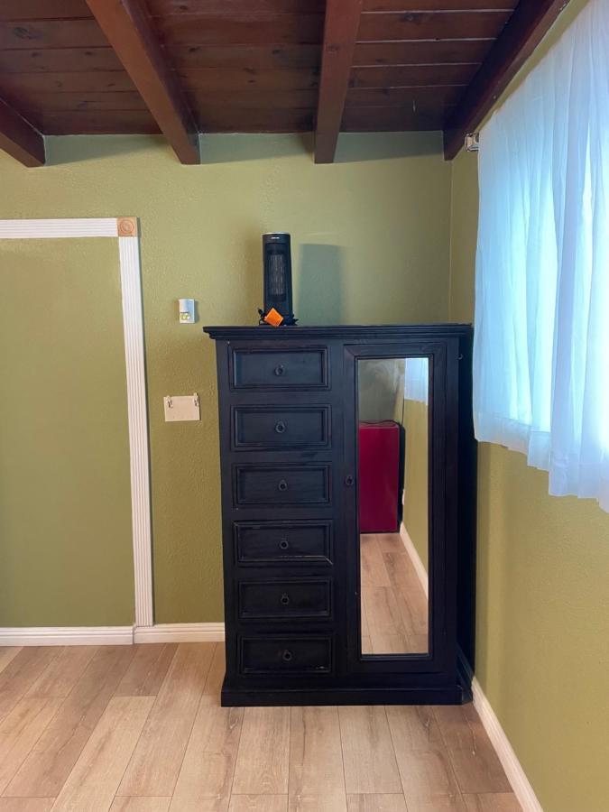 Private Room In La With Free Wifi And Tv With Shared Kitchen Los Angeles Kültér fotó